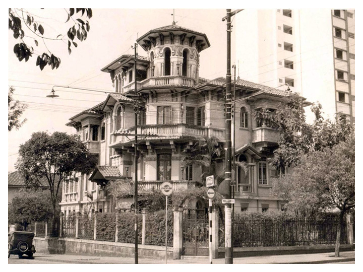 Escola de enfermagem da usp